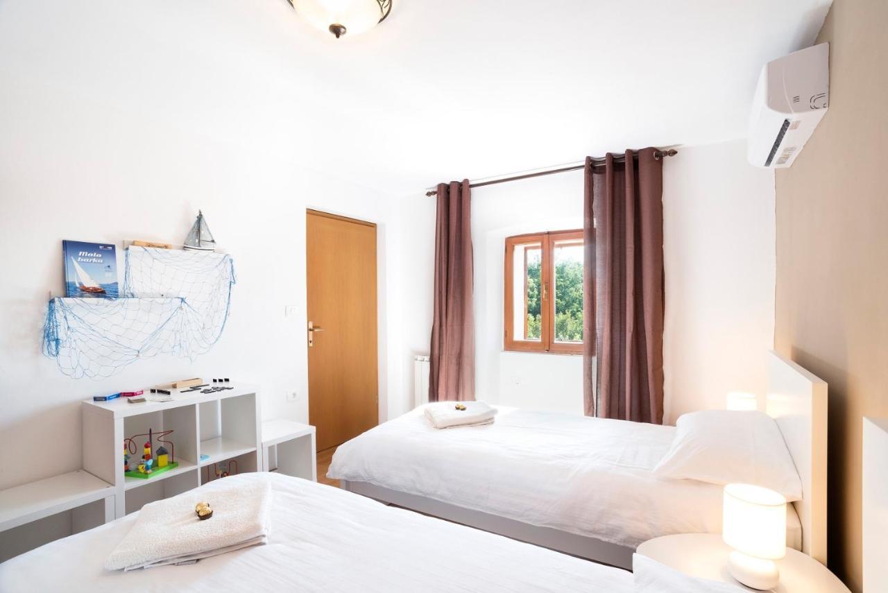 Boutique House Rustikana By Locap Group Изола Экстерьер фото
