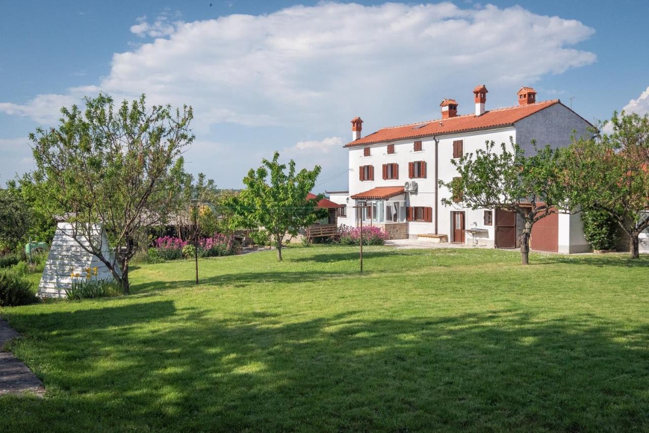 Boutique House Rustikana By Locap Group Изола Экстерьер фото